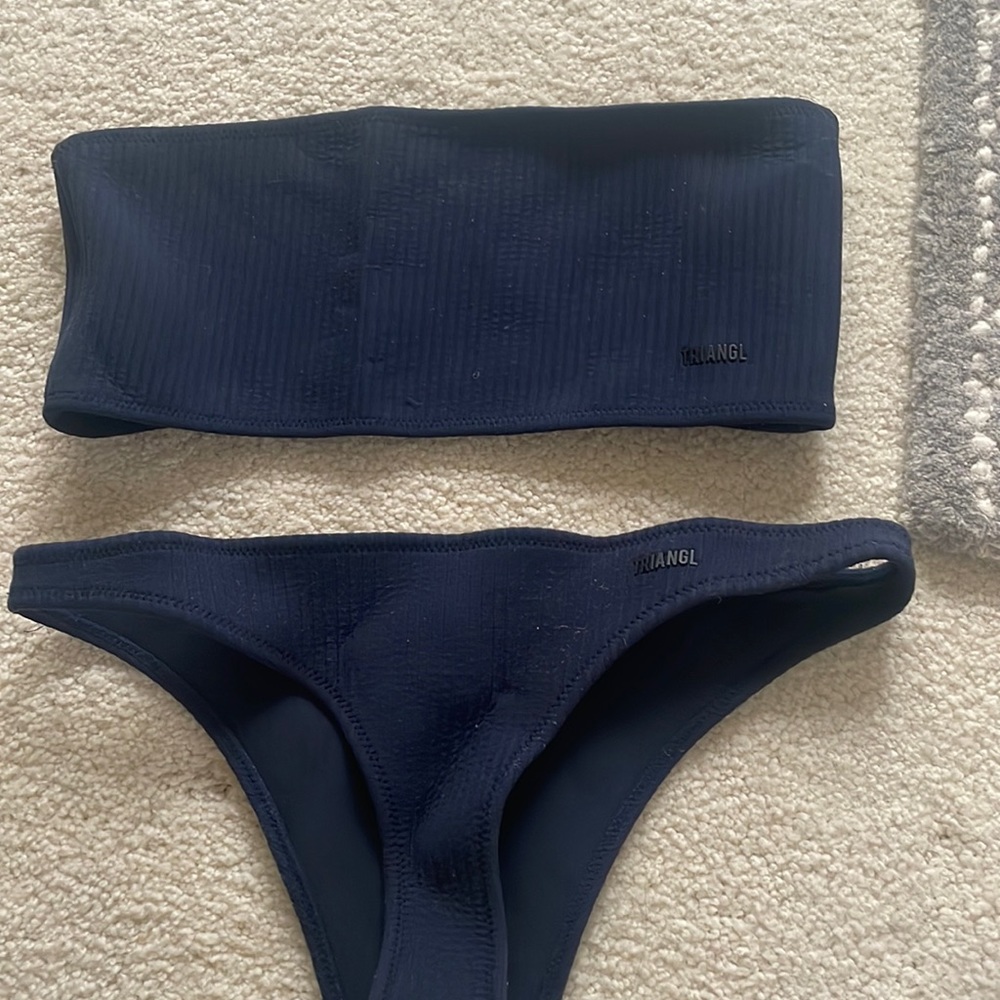 Navy Triangl bikini